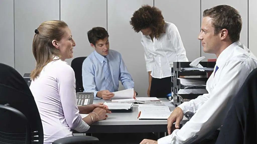 关于粉丝想知道的一些背调问答