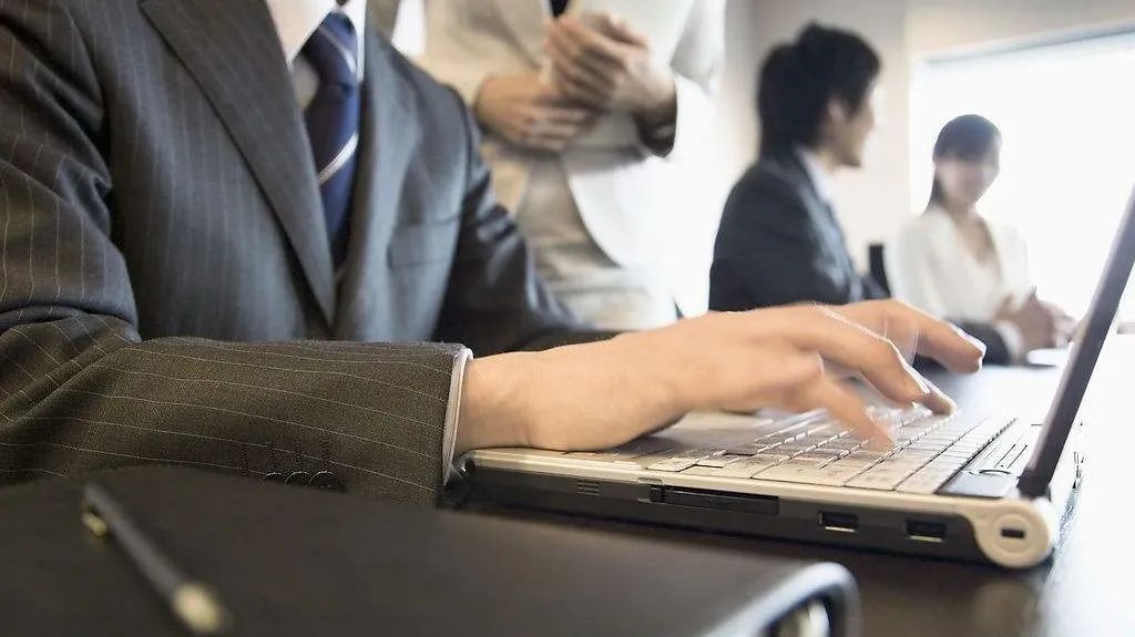 关于粉丝想知道的一些背调问答